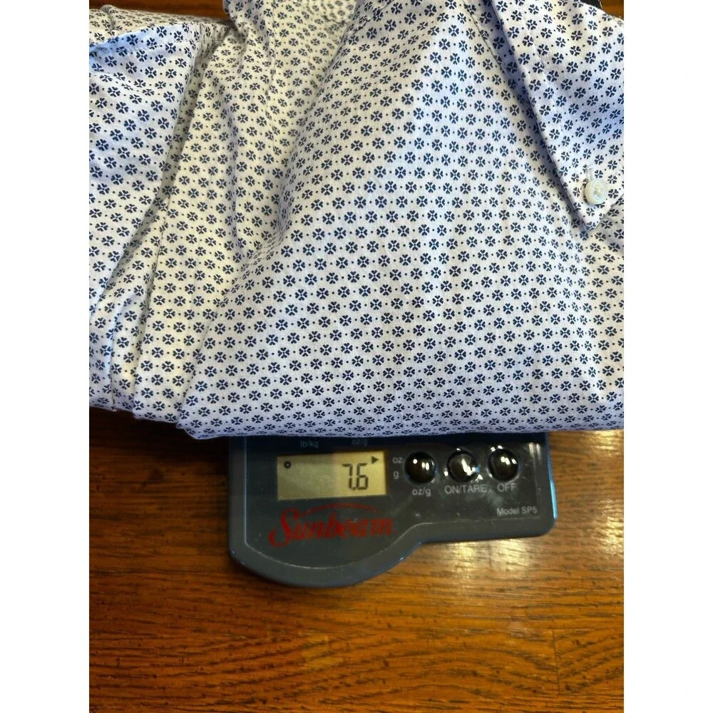 Banana Republic Men’s Large Button Down Shirt Slim Fit Office Work Crisp Blue